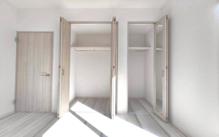 �_�ސ쌧���l�s�_�ސ��O�c��쒬�̐V�z��ˌ��Ă̎��[