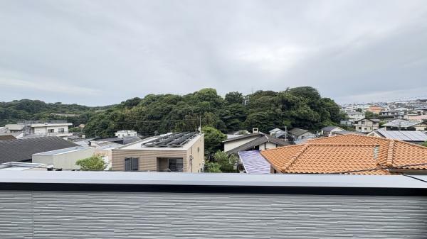 �_�ސ쌧���q�s��K��5���ڂ̐V�z��ˌ��Ă̏Z�˂���̒��]�ʐ^