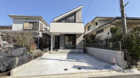 �_�ސ쌧����s�勘�̐V�z��ˌ��Ă̌��n�O�ώʐ^