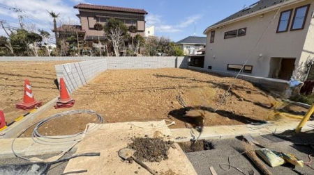 �_�ސ쌧���s�����掛����1���ڂ̐V�z��ˌ��Ă̌��n�O�ώʐ^