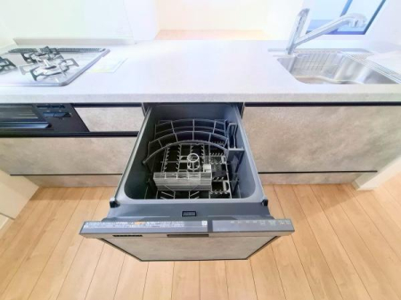 �_�ސ쌧���l�s��撆�c��5���ڂ̐V�z��ˌ��ẴL�b�`��