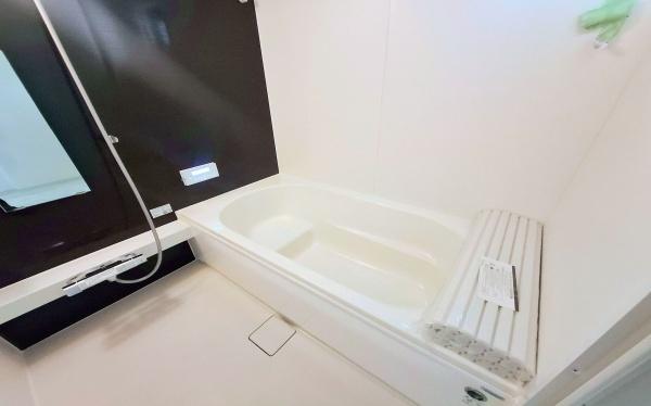 �_�ސ쌧���l�s��撆�c��5���ڂ̐V�z��ˌ��Ă̗���