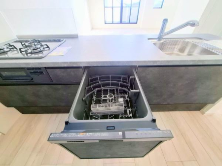 �_�ސ쌧���l�s��撆�c��5���ڂ̐V�z��ˌ��ẴL�b�`��