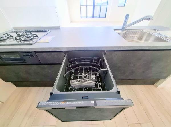 �_�ސ쌧���l�s��撆�c��5���ڂ̐V�z��ˌ��ẴL�b�`��