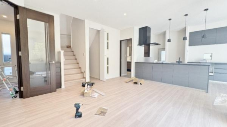 �_�ސ쌧���l�s�s�}�拍�v�ې�3���ڂ̒��È�ˌ��Ẵ��r���O