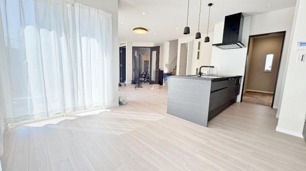 �_�ސ쌧���l�s�s�}�拍�v�ې�3���ڂ̒��È�ˌ��Ẵ��r���O