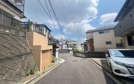 �_�ސ쌧���l�s���Z�c��3���ڂ̒��È�ˌ��Ă̂��̑����n