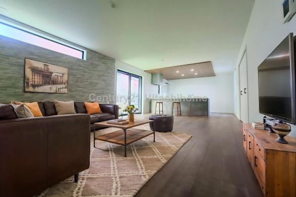 �_�ސ쌧���l�s��q�搙�c6���ڂ̐V�z��ˌ��Ẵ��r���O