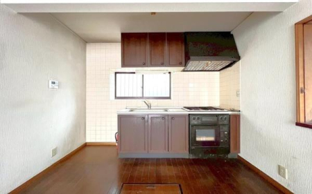 �_�ސ쌧���l�s�_�ސ��Z�p��5���ڂ̒��È�ˌ��ẴL�b�`��