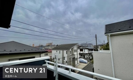 �_�ސ쌧���l�s���撆��3���ڂ̐V�z��ˌ��Ă̏Z�˂���̒��]�ʐ^