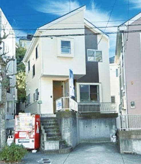 �_�ސ쌧���l�s���Z�c��4���ڂ̒��È�ˌ��Ă̌��n�O�ώʐ^