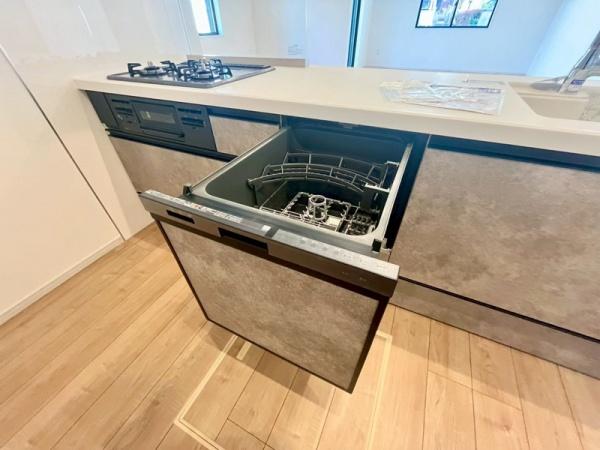 �_�ސ쌧���l�s�`�k��ݍ����̐V�z��ˌ��ẴL�b�`��