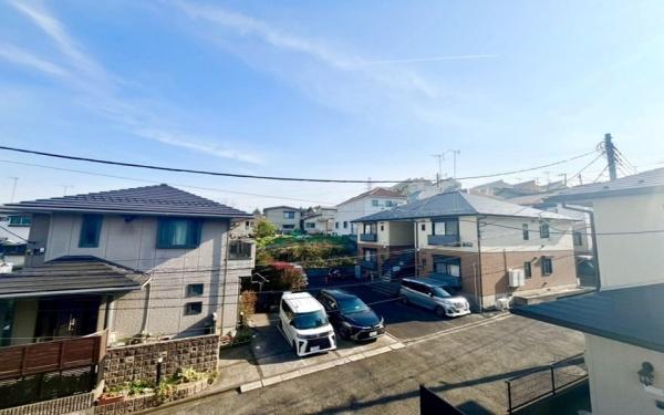 �_�ސ쌧���l�s�`�k��ݍ����̐V�z��ˌ��Ă̏Z�˂���̒��]�ʐ^