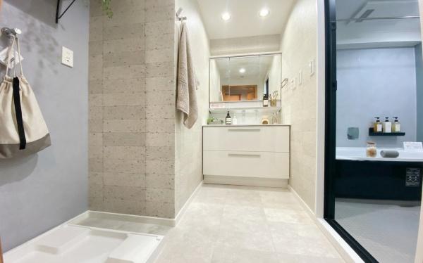 �_�ސ쌧���l�s�_�ސ�����ʂ̒��Ã}���V�����̐��ʑ�E���ʏ�