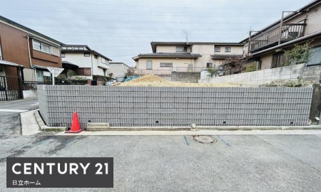 �_�ސ쌧���l�s��q�搙�c6���ڂ̐V�z��ˌ��Ă̑O�ʓ��H�܂ތ��n�ʐ^