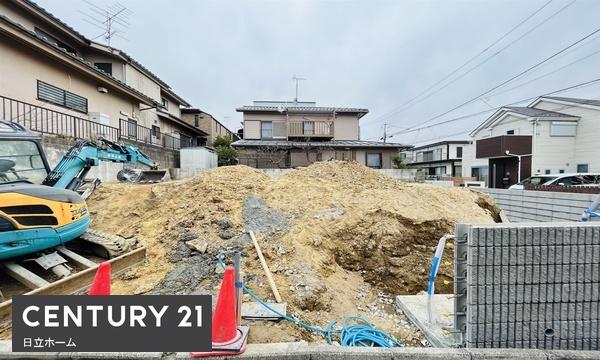 �_�ސ쌧���l�s��q�搙�c6���ڂ̐V�z��ˌ��Ă̑O�ʓ��H�܂ތ��n�ʐ^