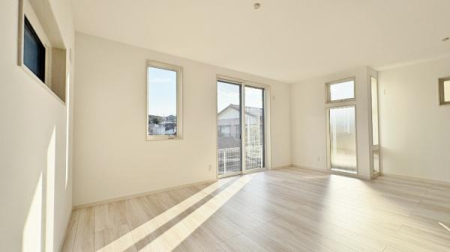 �_�ސ쌧���l�s�`�k��x�m��2���ڂ̐V�z��ˌ��Ẵ��r���O