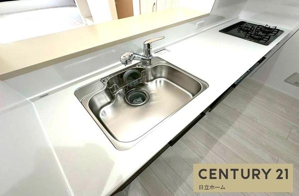 �_�ސ쌧���l�s�ߌ���{����4���ڂ̐V�z��ˌ��ẴL�b�`��