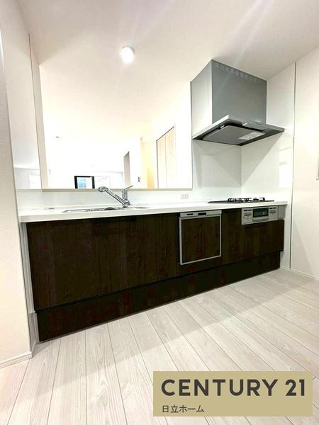 �_�ސ쌧���l�s�ߌ���{����4���ڂ̐V�z��ˌ��ẴL�b�`��