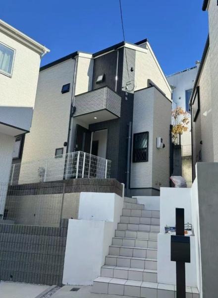 �_�ސ쌧���l�s���搼�˕���2���ڂ̒��È�ˌ��Ă̌��n�O�ώʐ^