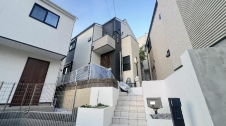 �_�ސ쌧���l�s���搼�˕���2���ڂ̒��È�ˌ��Ă̂��̑����n