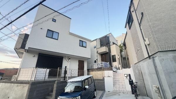 �_�ސ쌧���l�s���搼�˕���2���ڂ̒��È�ˌ��Ă̂��̑����n