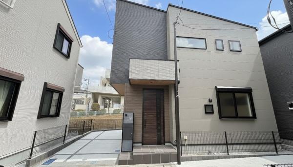 �_�ސ쌧���l�s�`������4���ڂ̐V�z��ˌ��Ă̌��n�O�ώʐ^