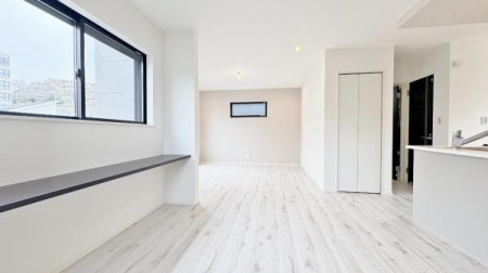 �_�ސ쌧���l�s�`������4���ڂ̐V�z��ˌ��Ẵ��r���O