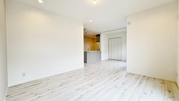 �_�ސ쌧���l�s�`������4���ڂ̐V�z��ˌ��Ẵ��r���O