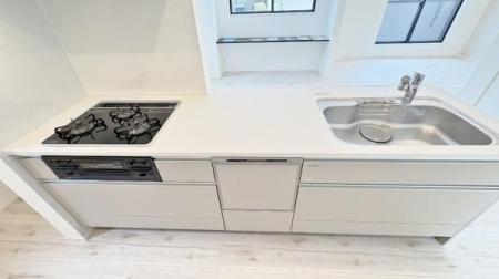 �_�ސ쌧���l�s�`������4���ڂ̐V�z��ˌ��ẴL�b�`��