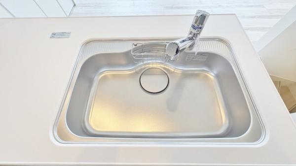 �_�ސ쌧���l�s�`������4���ڂ̐V�z��ˌ��ẴL�b�`��