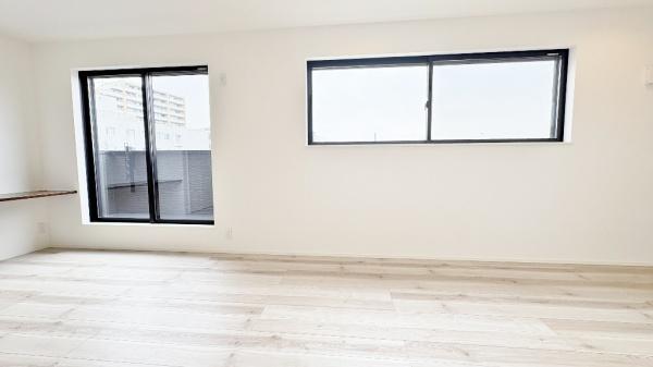 �_�ސ쌧���l�s�`������4���ڂ̐V�z��ˌ��Ẵ��r���O