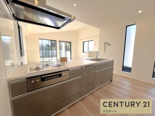 �_�ސ쌧���l�s�����x����1���ڂ̐V�z��ˌ��ẴL�b�`��