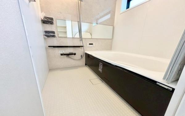 �_�ސ쌧���l�s�ۓy�P�J��a�c1���ڂ̐V�z��ˌ��Ă̗���