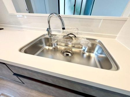 �_�ސ쌧���l�s�ۓy�P�J��a�c1���ڂ̐V�z��ˌ��ẴL�b�`��