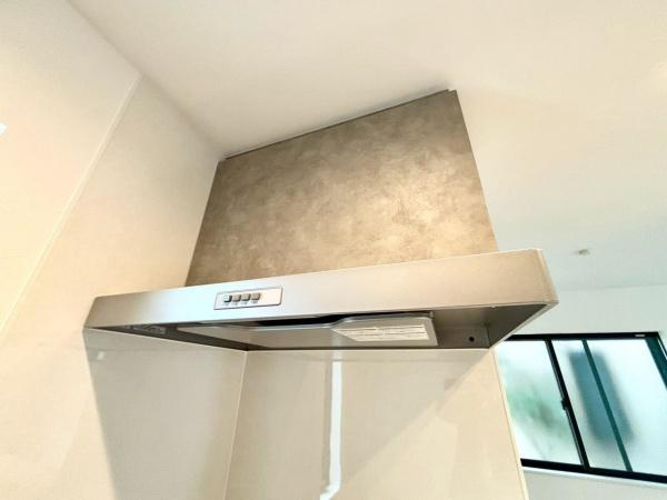 �_�ސ쌧���l�s�ۓy�P�J��a�c1���ڂ̐V�z��ˌ��ẴL�b�`��