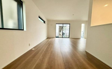 �_�ސ쌧���l�s�ۓy�P�J��a�c1���ڂ̐V�z��ˌ��Ẵ��r���O