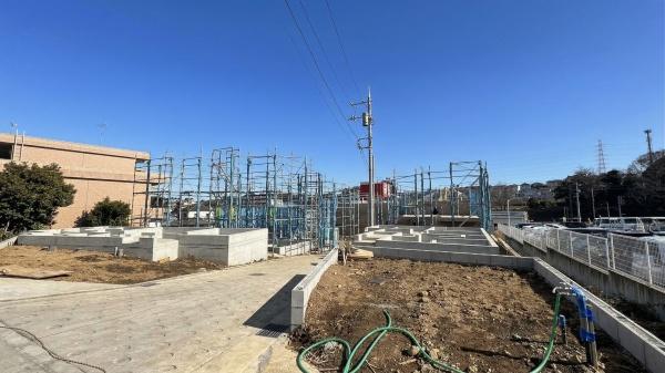 �_�ސ쌧���s�{�O�搅��3���ڂ̐V�z��ˌ��Ă̌��n�O�ώʐ^