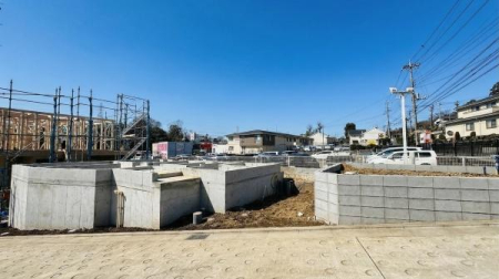 �_�ސ쌧���s�{�O�搅��3���ڂ̐V�z��ˌ��Ă̂��̑����n