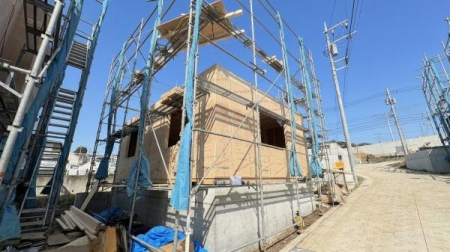 �_�ސ쌧���s�{�O�搅��3���ڂ̐V�z��ˌ��Ă̂��̑����n