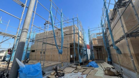 �_�ސ쌧���s�{�O�搅��3���ڂ̐V�z��ˌ��Ă̂��̑����n