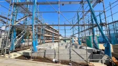 �_�ސ쌧���s�{�O�搅��3���ڂ̐V�z��ˌ��Ă̂��̑����n