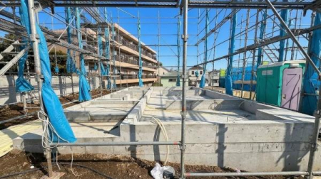 �_�ސ쌧���s�{�O�搅��3���ڂ̐V�z��ˌ��Ă̂��̑����n