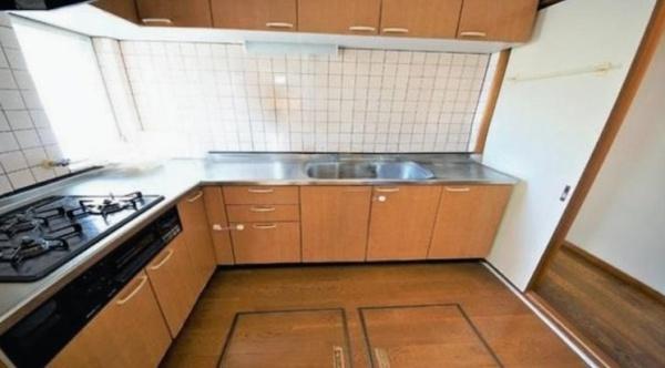 �_�ސ쌧���l�s���Z�c��1���ڂ̒��È�ˌ��ẴL�b�`��