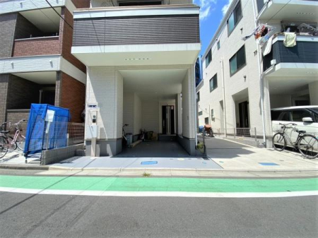 �_�ސ쌧���s����l��1���ڂ̒��È�ˌ��Ă̒��ԏ�