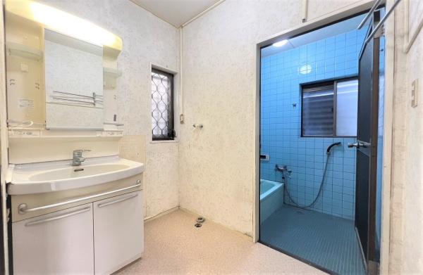 �_�ސ쌧���l�s�`�������4���ڂ̒��È�ˌ��Ă̐��ʑ�E���ʏ�