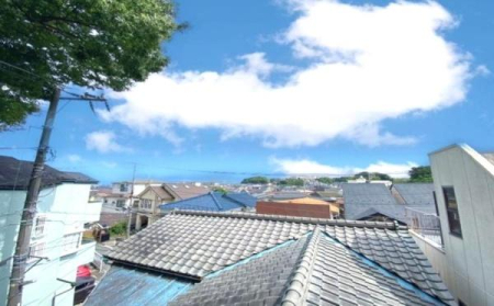 �_�ސ쌧���l�s��q�扪��3���ڂ̒��È�ˌ��Ă̏Z�˂���̒��]�ʐ^