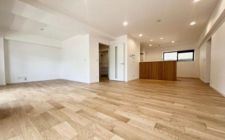 �_�ސ쌧���l�s�_�ސ�敽�쒬�̒��Ã}���V�����̃��r���O