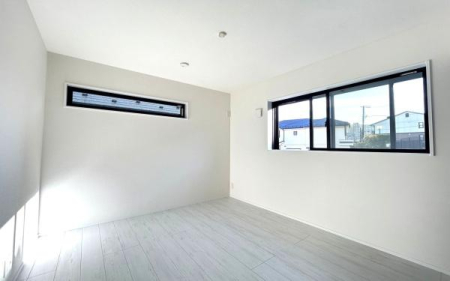 �_�ސ쌧���l�s�`���`���1���ڂ̒��È�ˌ��Ă̎q������