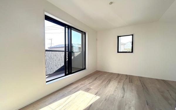 �_�ސ쌧���l�s�`���`���1���ڂ̒��È�ˌ��Ă̐Q��